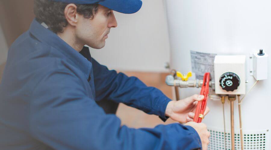 Professional Tankless Water Heater Installation in Kirkwood, IL